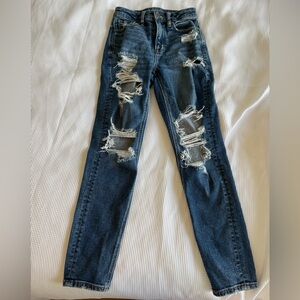 dark wash american eagle jeans